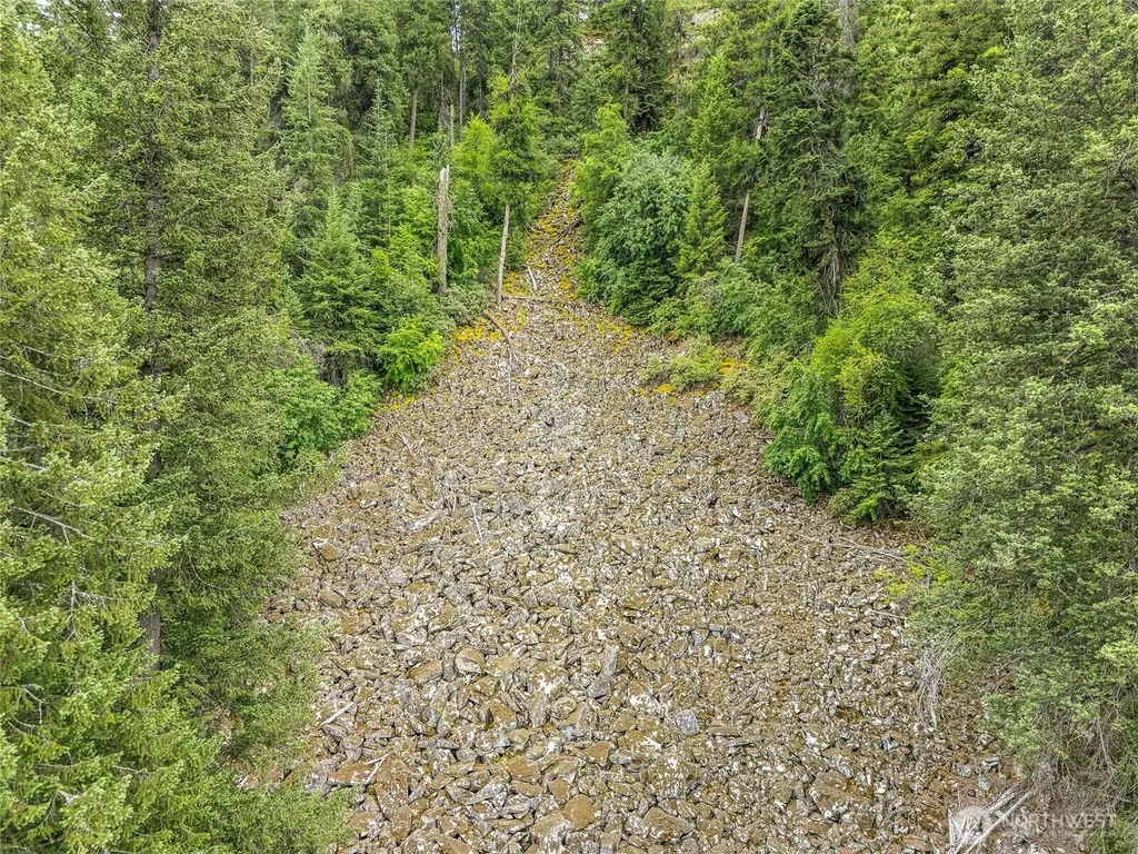 19970 N Mt Spokane Park Drive Mead WA 99021