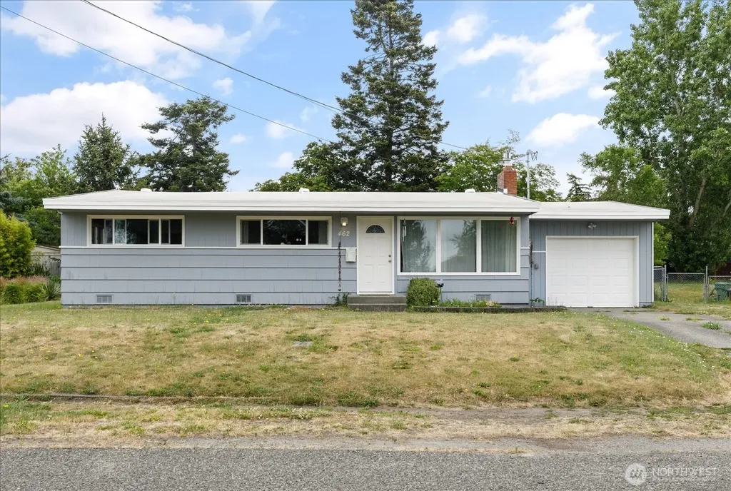 462 SE Quaker Street Oak Harbor WA 98277