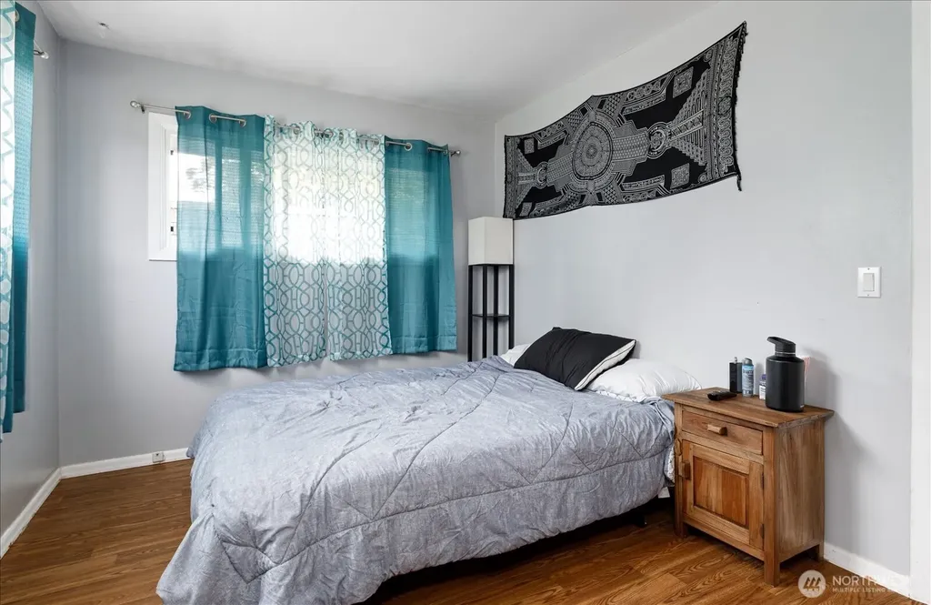 462 SE Quaker Street Oak Harbor WA 98277