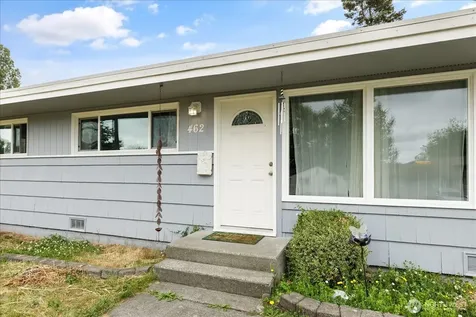 462 SE Quaker Street Oak Harbor WA 98277