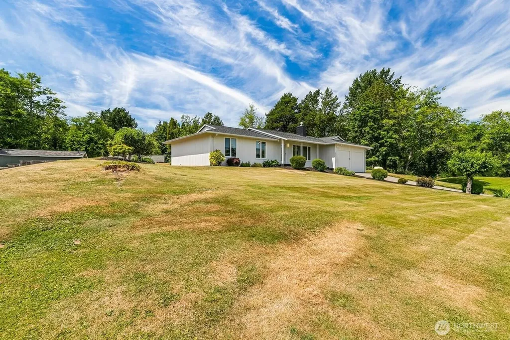 2949 Canlin Drive Ferndale WA 98248