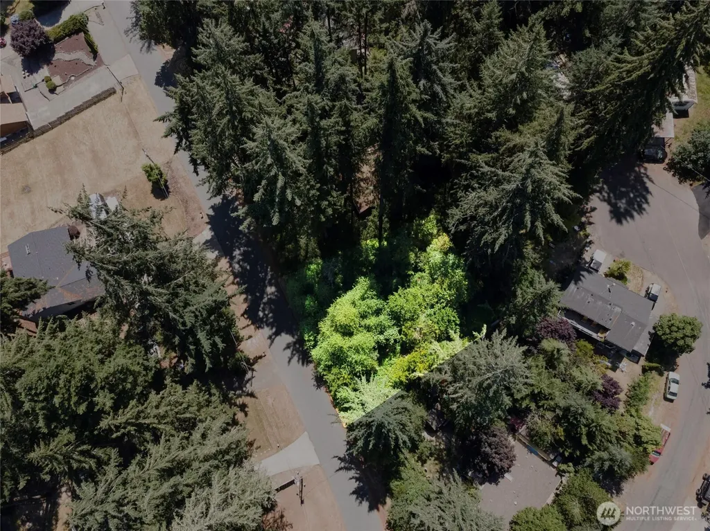 2218 194th Avenue SW Lakebay WA 98349
