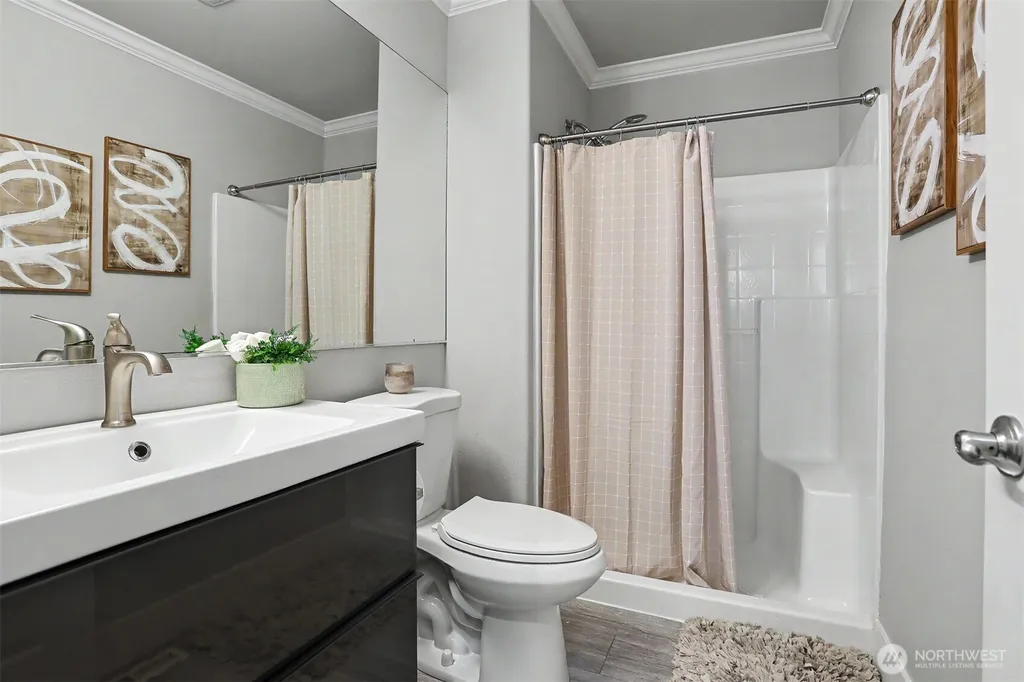 16605 41st Place W Lynnwood WA 98037