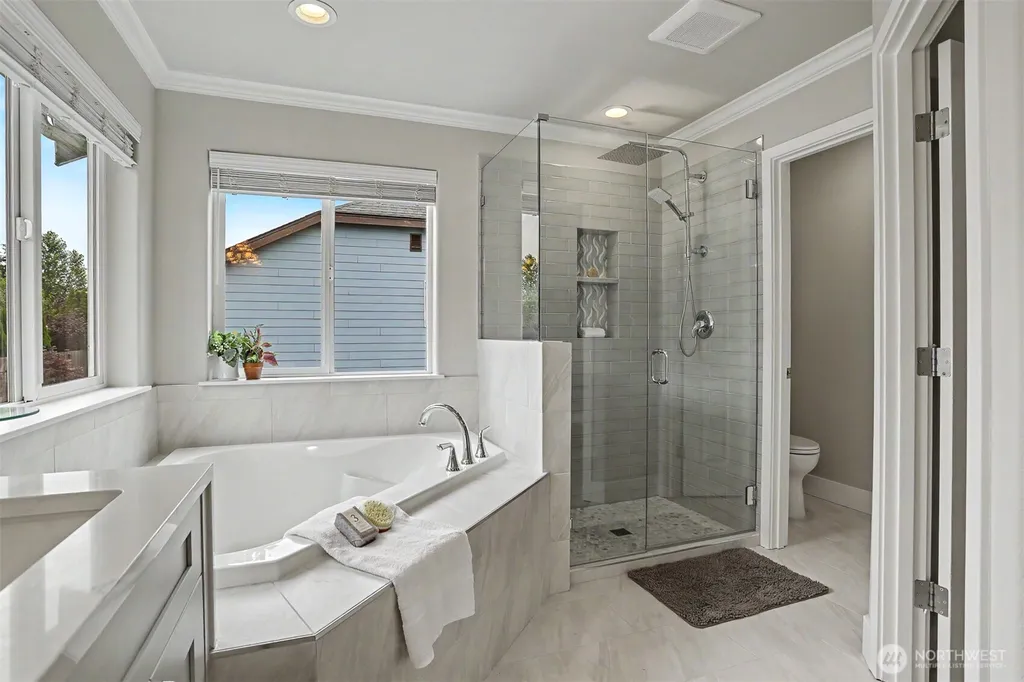 16605 41st Place W Lynnwood WA 98037