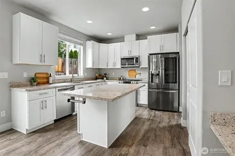 16605 41st Place W Lynnwood WA 98037