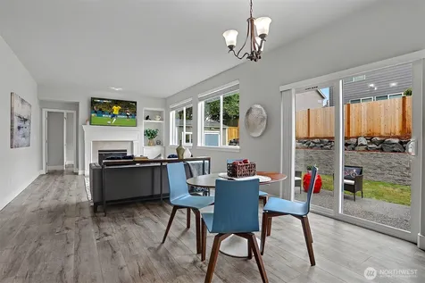 16605 41st Place W Lynnwood WA 98037