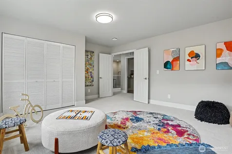 16605 41st Place W Lynnwood WA 98037