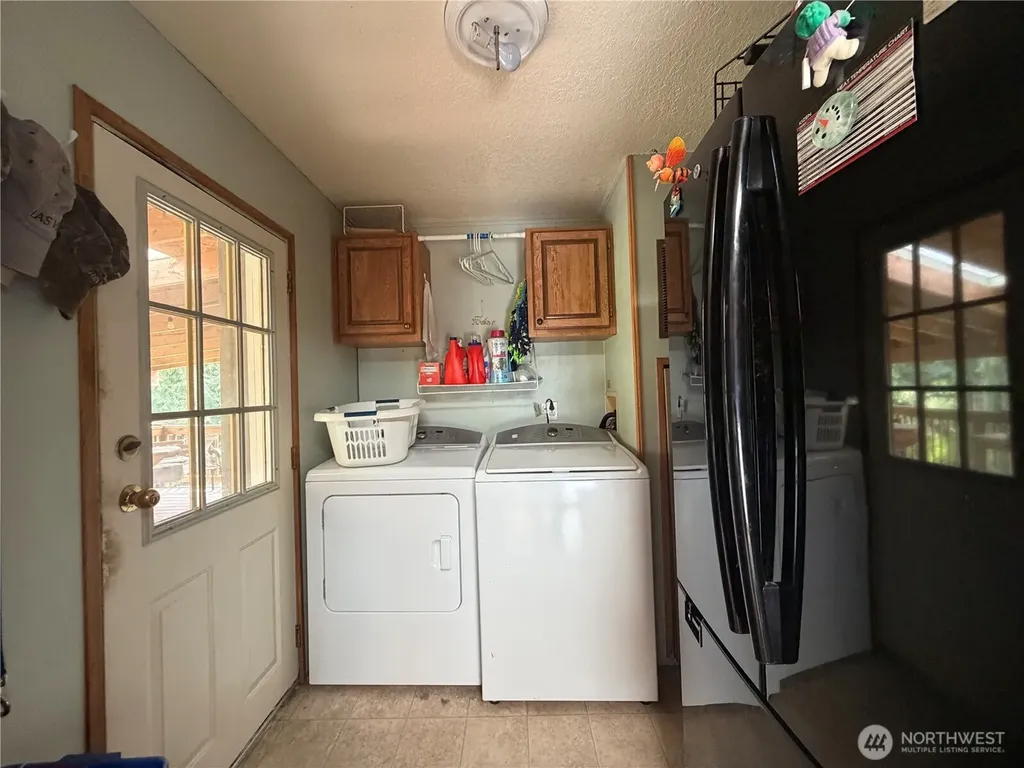 6533 12th Avenue NW Tulalip WA 98271