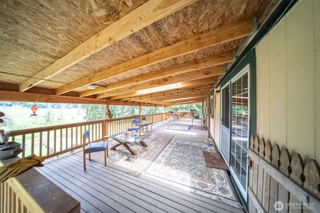 6533 12th Avenue NW Tulalip WA 98271
