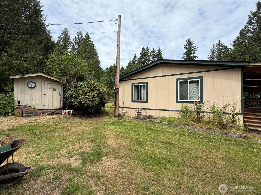 6533 12th Avenue NW Tulalip WA 98271