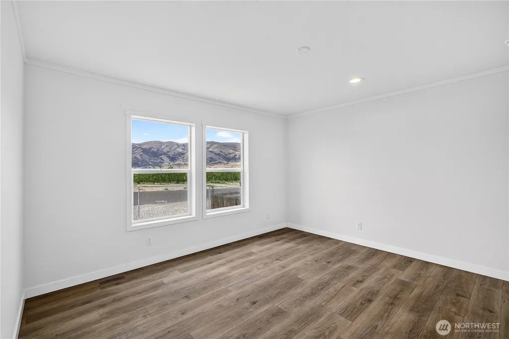 412 SW Thunderbird Way Mattawa WA 99349