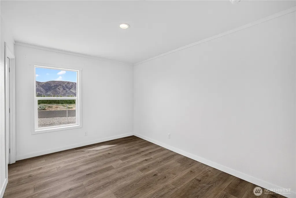 412 SW Thunderbird Way Mattawa WA 99349