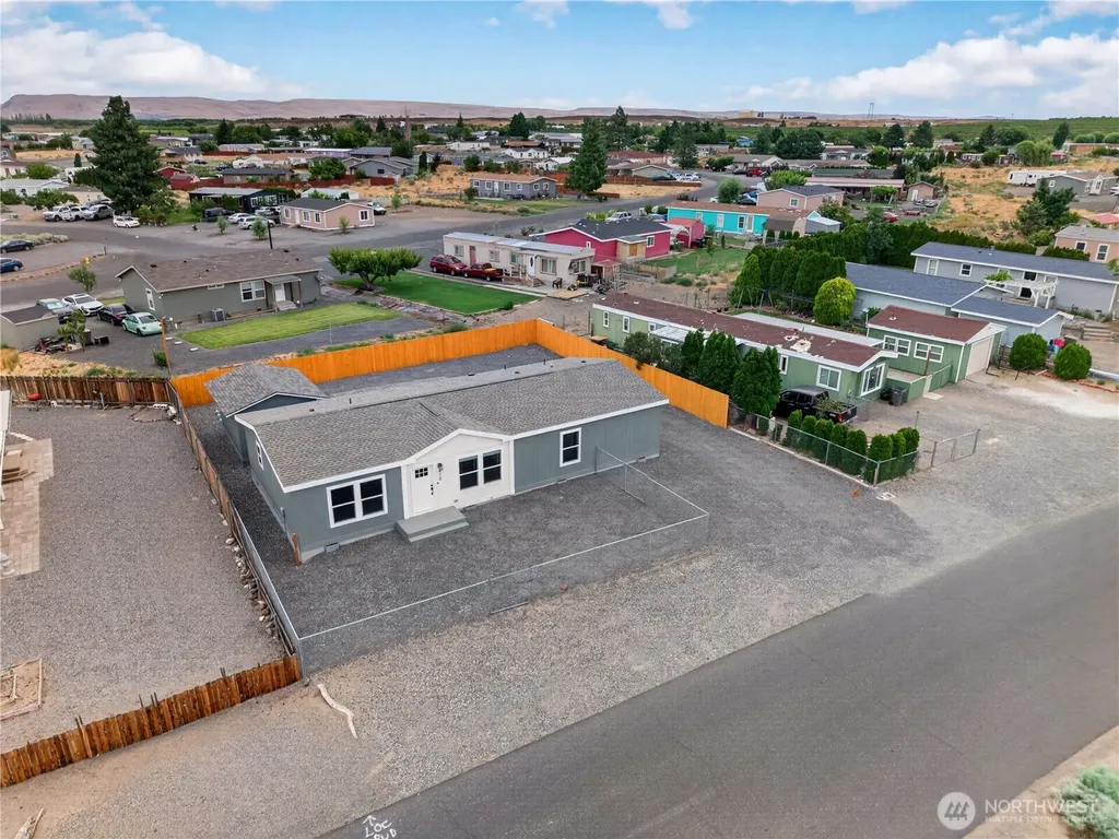 412 SW Thunderbird Way Mattawa WA 99349