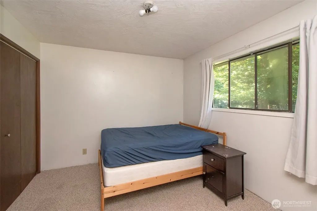 537 Herrick Road Port Angeles WA 98363