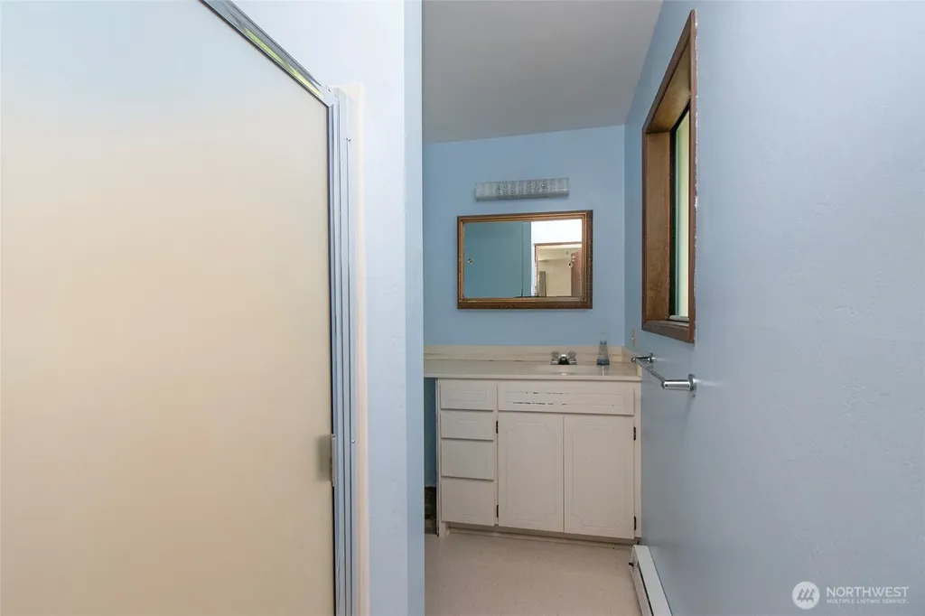 537 Herrick Road Port Angeles WA 98363