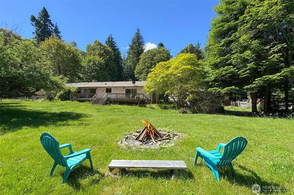 537 Herrick Road Port Angeles WA 98363
