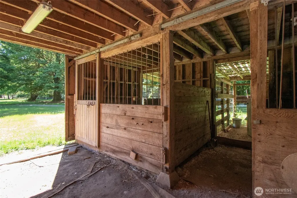 537 Herrick Road Port Angeles WA 98363