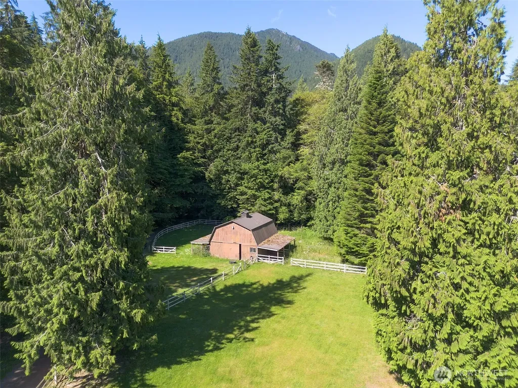537 Herrick Road Port Angeles WA 98363
