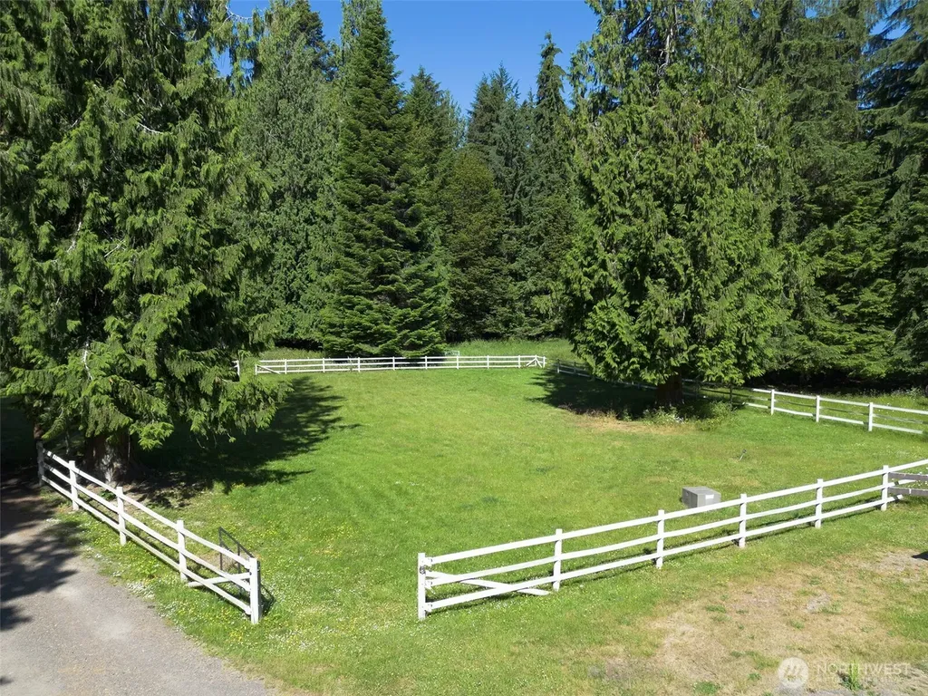 537 Herrick Road Port Angeles WA 98363
