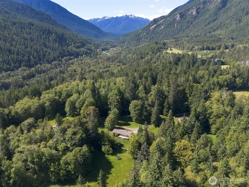 537 Herrick Road Port Angeles WA 98363