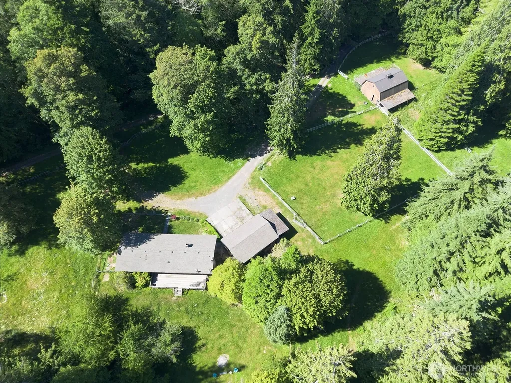 537 Herrick Road Port Angeles WA 98363