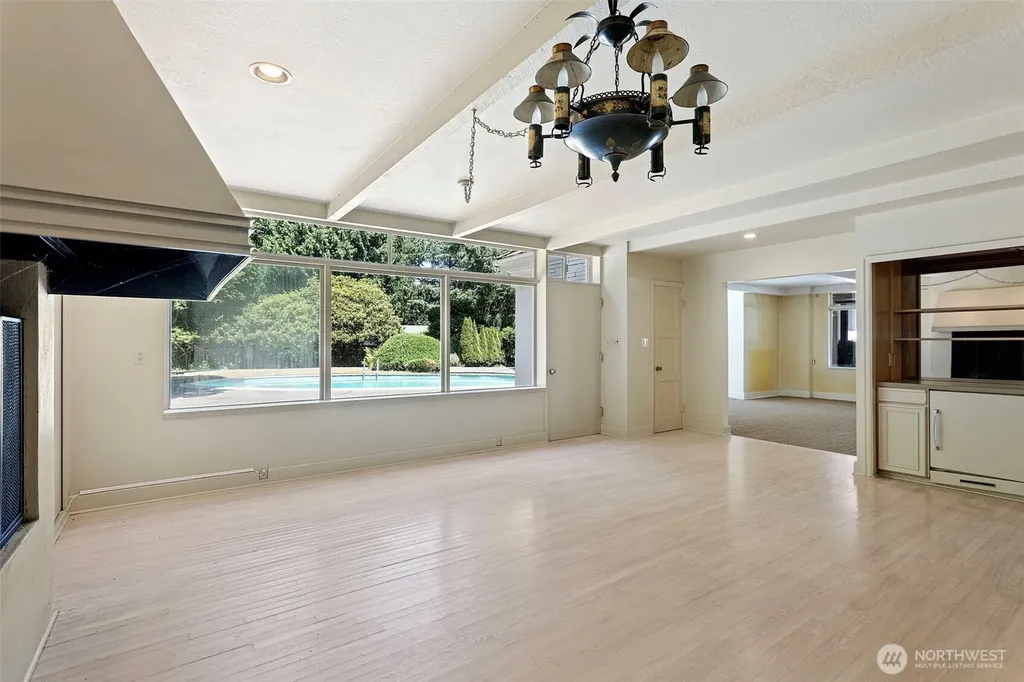 10260 Kaylen Place Bellevue WA 98004