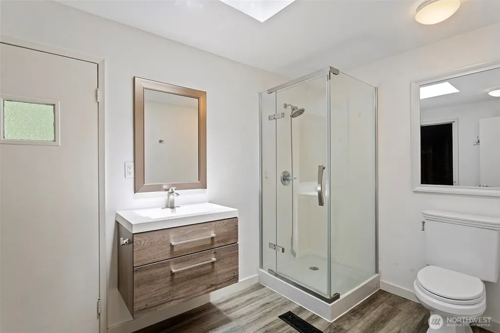 10260 Kaylen Place Bellevue WA 98004