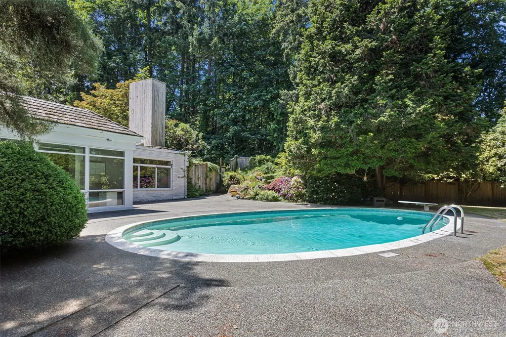 10260 Kaylen Place Bellevue WA 98004