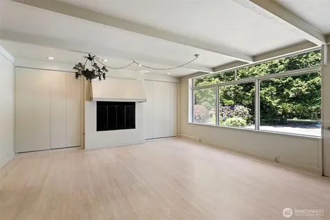 10260 Kaylen Place Bellevue WA 98004
