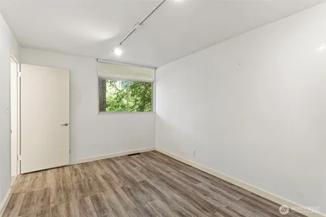 10260 Kaylen Place Bellevue WA 98004