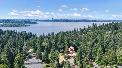 10260 Kaylen Place Bellevue WA 98004