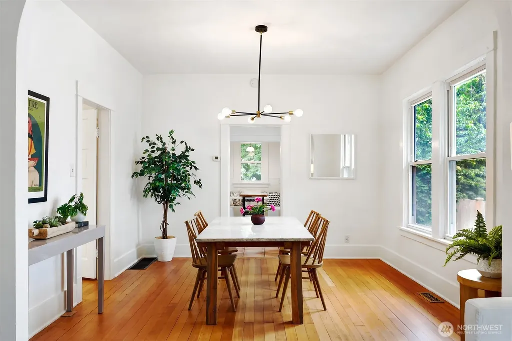 1117 N 84th Street Seattle WA 98103