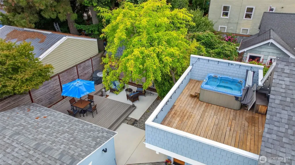 7337 Jones Avenue NW Seattle WA 98117