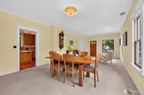 7337 Jones Avenue NW Seattle WA 98117