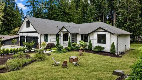 13529 Cascadian Way Everett WA 98208