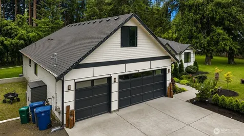 13529 Cascadian Way Everett WA 98208