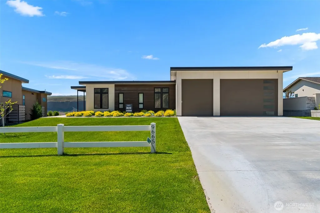 9665 Ridgeview Drive NW Quincy WA 98848