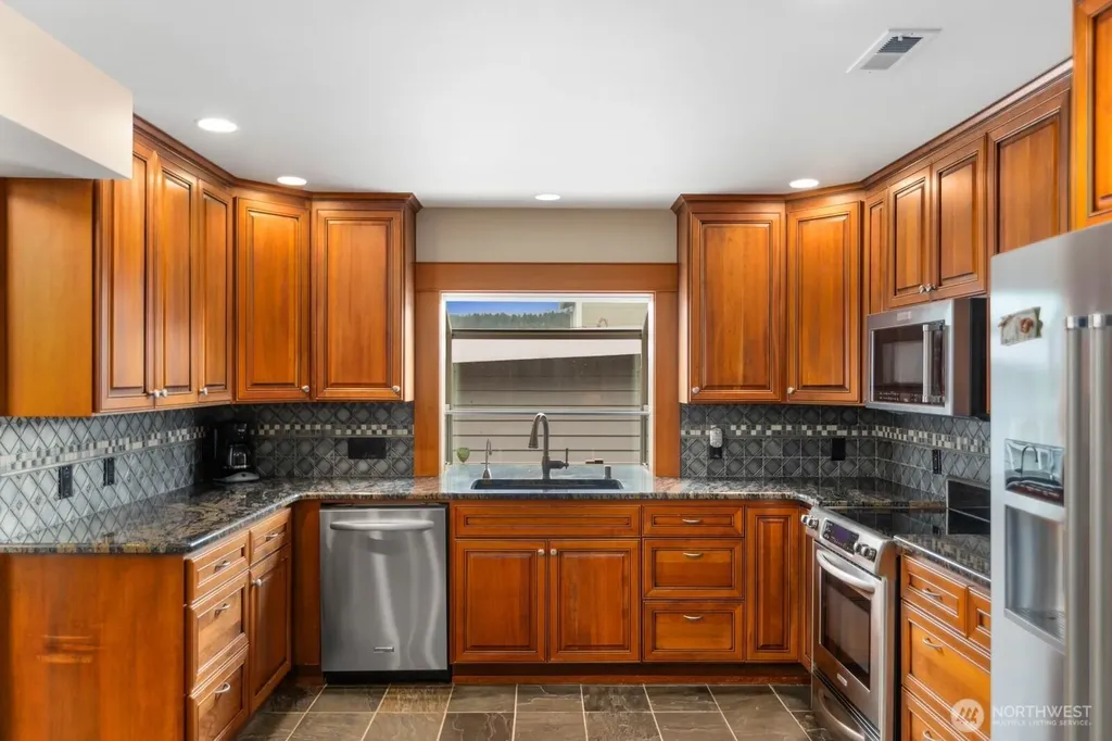 301 Driftwood Shores Road Camano Island WA 98282