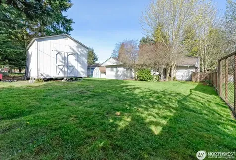 10221 132nd Avenue NE Kirkland WA 98033