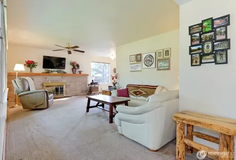 10221 132nd Avenue NE Kirkland WA 98033