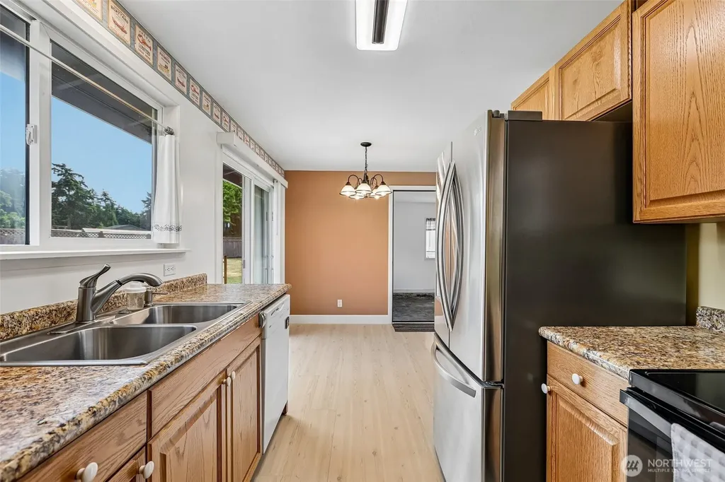 895 Prairie View Avenue Coupeville WA 98239