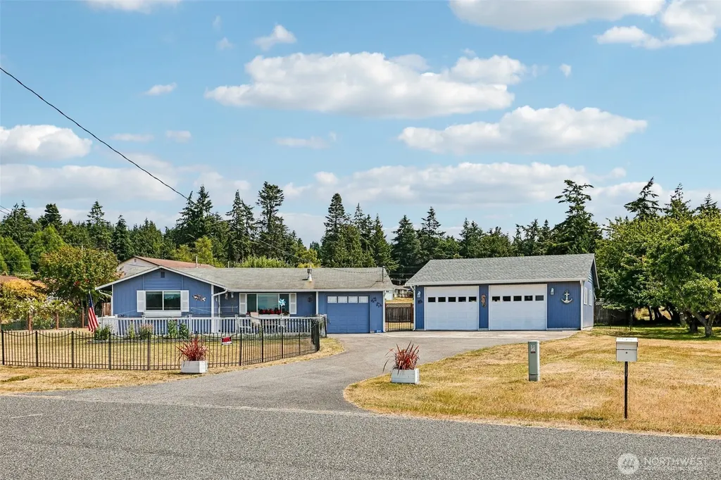895 Prairie View Avenue Coupeville WA 98239