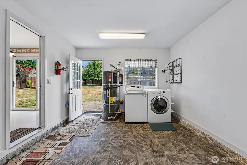 895 Prairie View Avenue Coupeville WA 98239