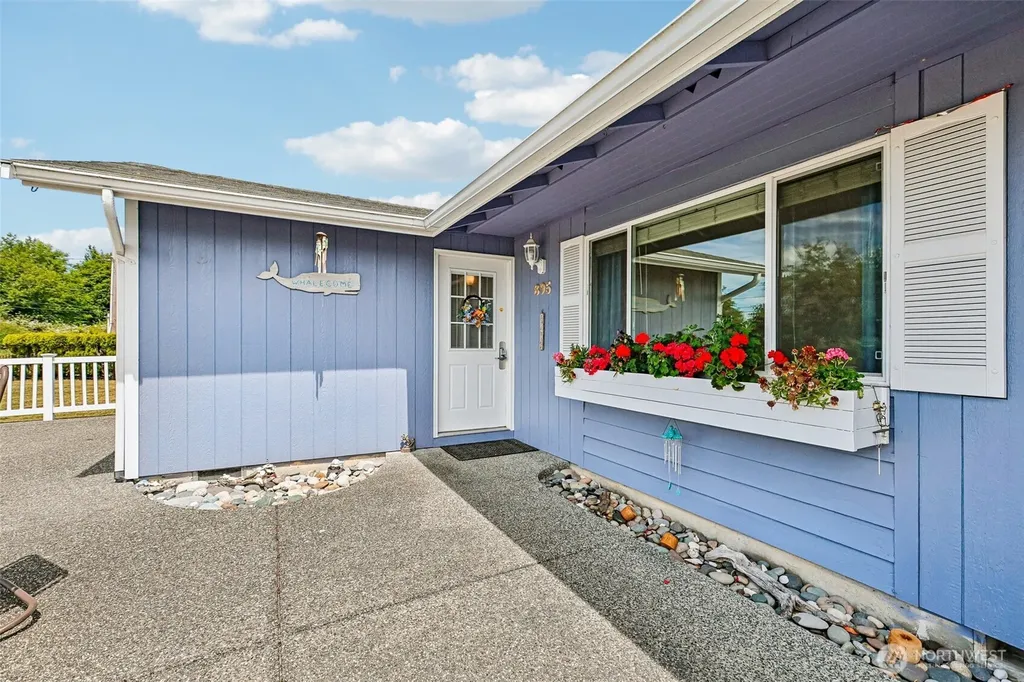 895 Prairie View Avenue Coupeville WA 98239