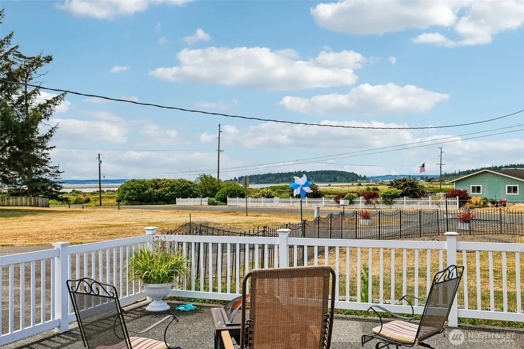 895 Prairie View Avenue Coupeville WA 98239