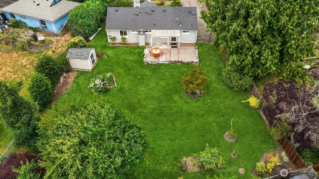 5702 239th Place SW Mountlake Terrace WA 98043