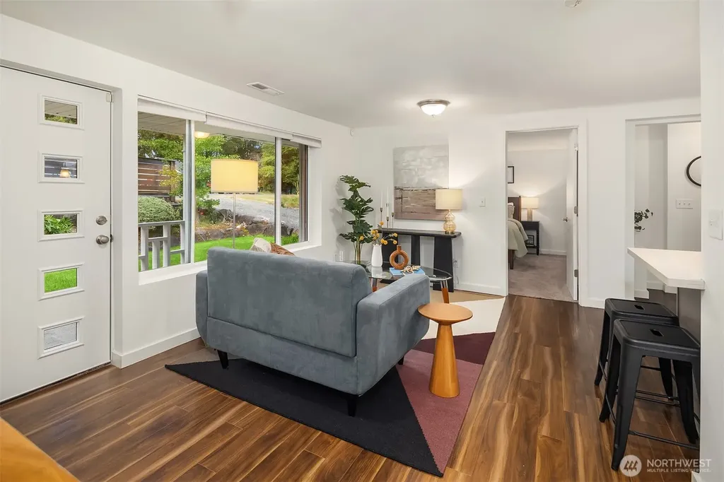 5702 239th Place SW Mountlake Terrace WA 98043