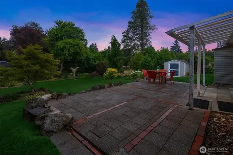 5702 239th Place SW Mountlake Terrace WA 98043