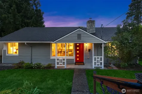 5702 239th Place SW Mountlake Terrace WA 98043