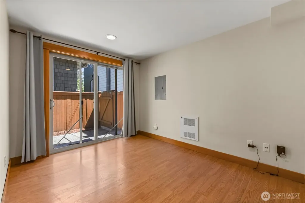 4105 Fremont Avenue N Seattle WA 98103